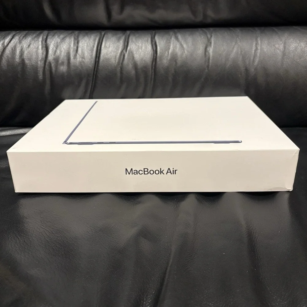 Empty Box For Apple MacBook Air 13 inch Model A3449 CPU/10C GPU/24GB/512GB/KB-US